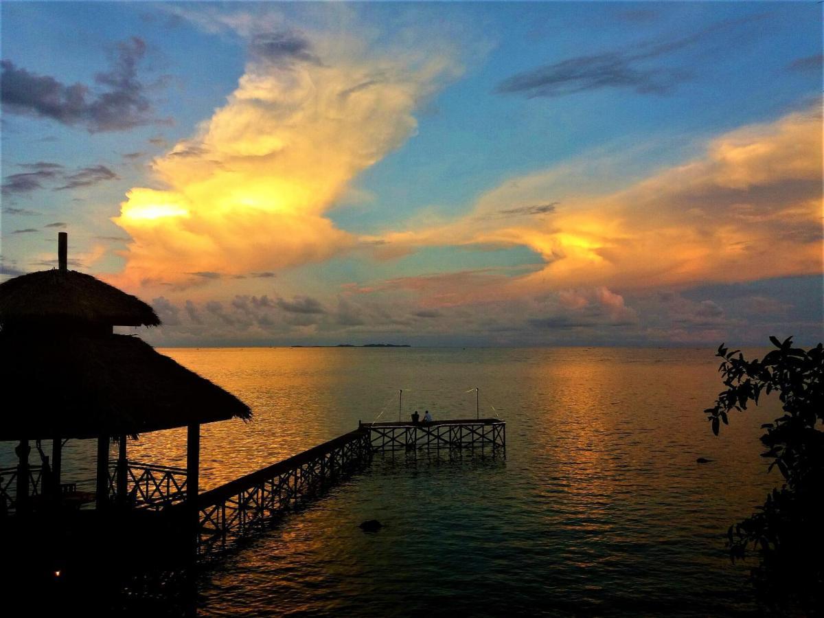 Breve Azurine Lagoon Resort Karimunjawa-Inseln Exterior foto