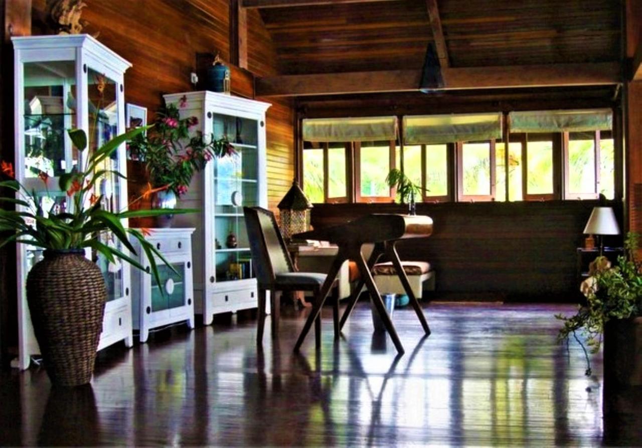 Breve Azurine Lagoon Resort Karimunjawa-Inseln Exterior foto