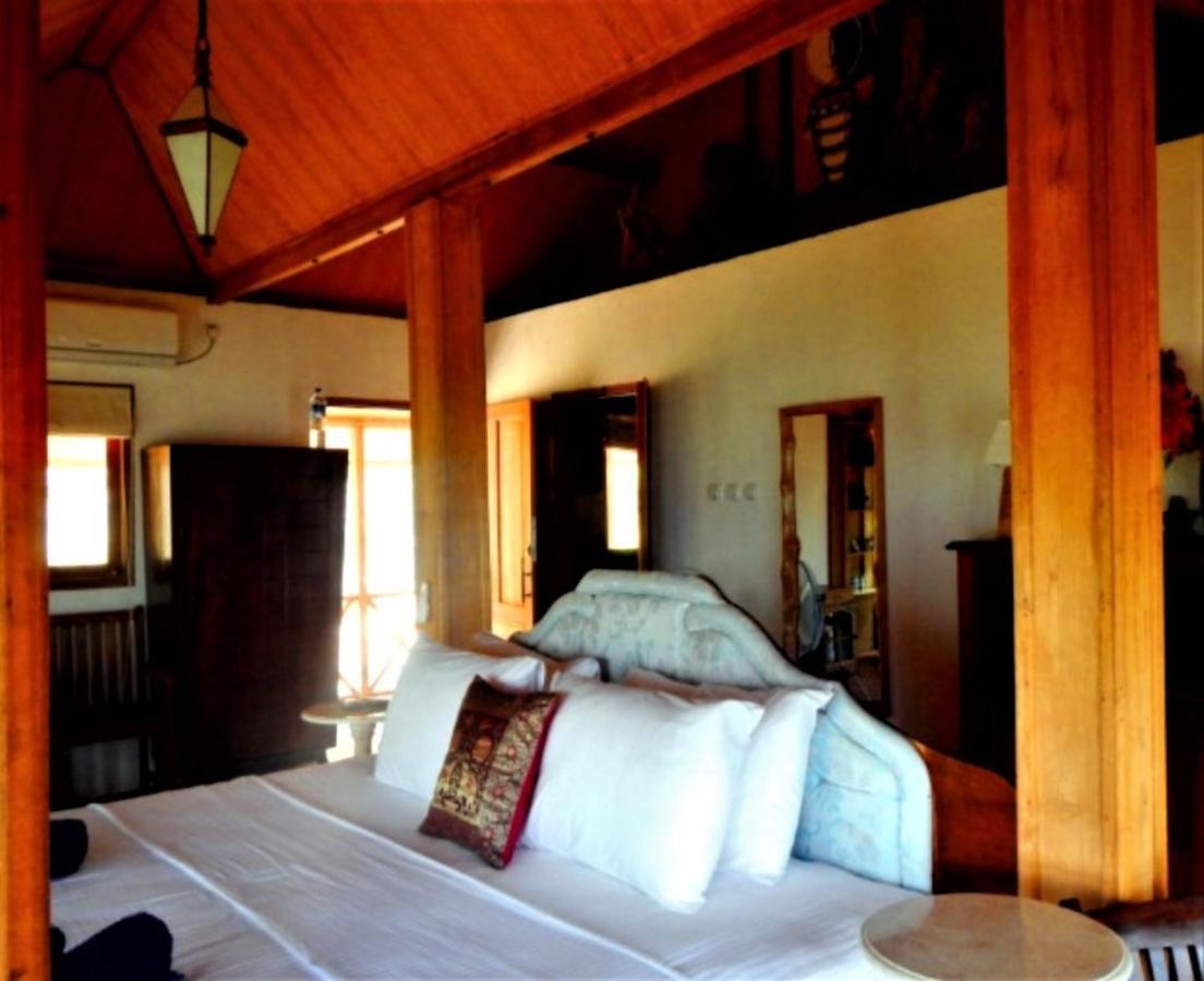 Breve Azurine Lagoon Resort Karimunjawa-Inseln Exterior foto