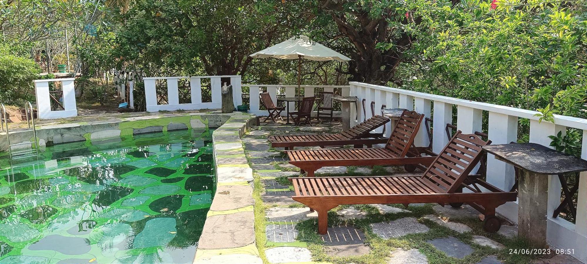 Breve Azurine Lagoon Resort Karimunjawa-Inseln Exterior foto