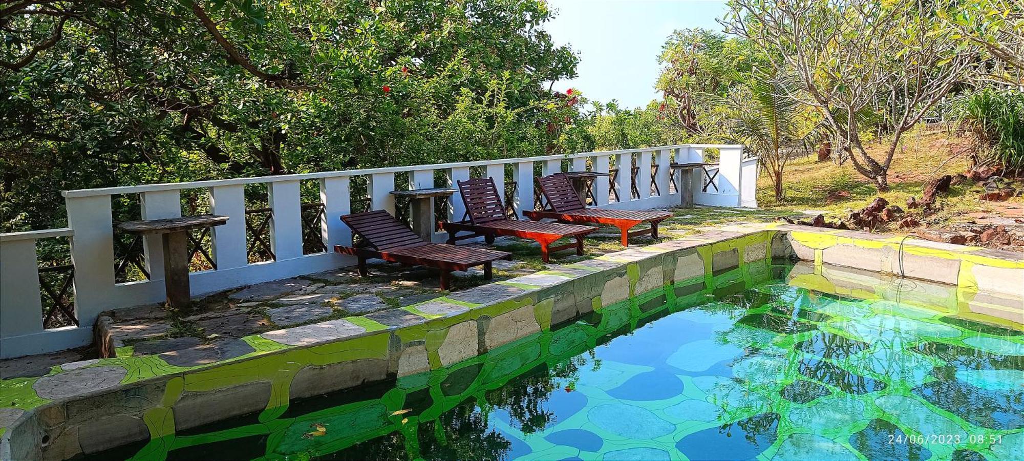 Breve Azurine Lagoon Resort Karimunjawa-Inseln Exterior foto